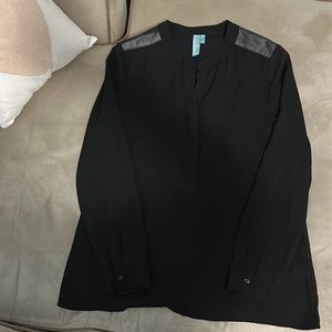 Extremely cute black blouse